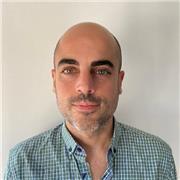 Profesor de ciencias e informática con 15 años de experiencia